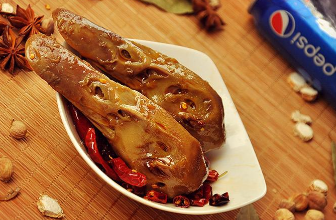 鹵鴨腦殼制作方法